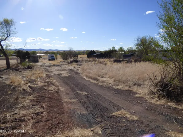 235 S Papago St, Springerville, AZ 85938