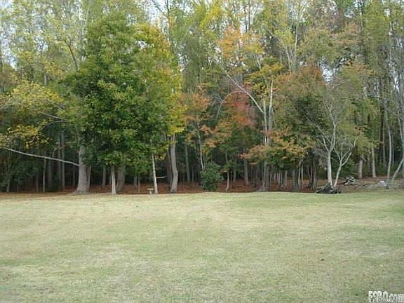 5th image of 725 Ogeechee Dr E