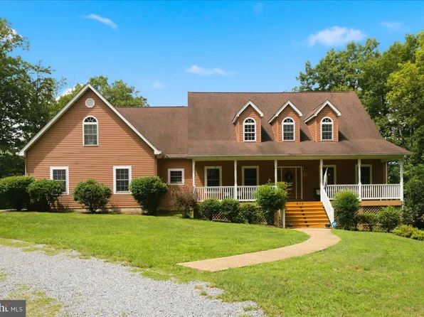 816 Great Lake Dr, Middletown, VA 22645