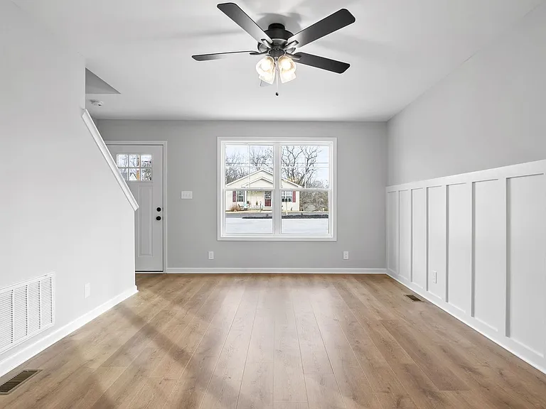 332 Church St — Photo 35