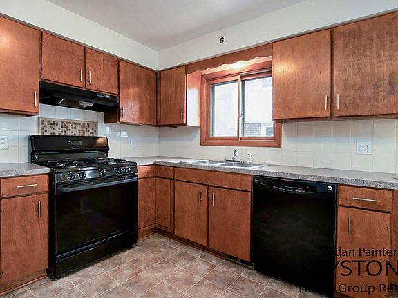 5th image of 1146 Hovey St SW