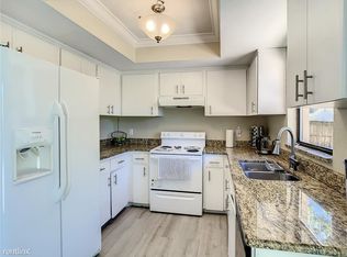 4381 Elkcam Blvd SE, Saint Petersburg, FL 33705