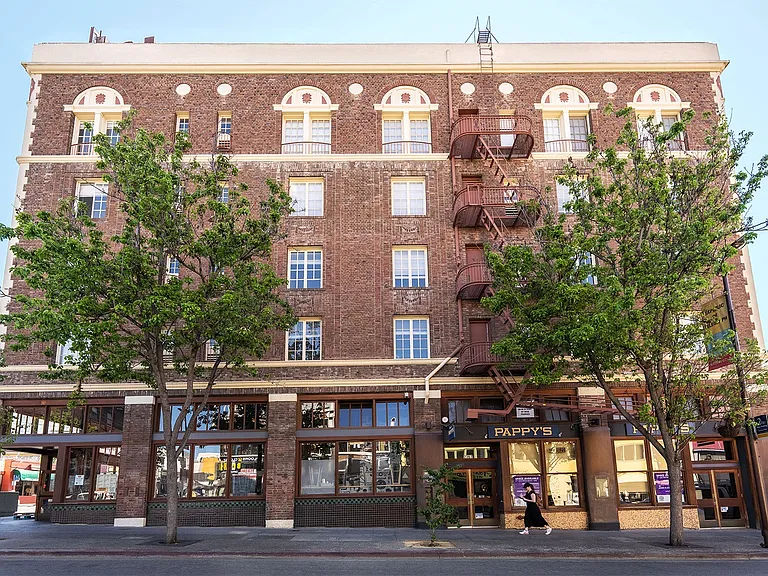 2500 Durant Avenue — Photo 15
