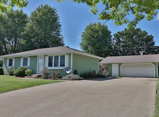 203 W Pleasant St, Monroe, IA 50170