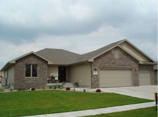 4172 Iowa Ave, Grand Island, NE 68803
