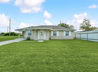 113 Doerr Dr, Arabi, LA 70032