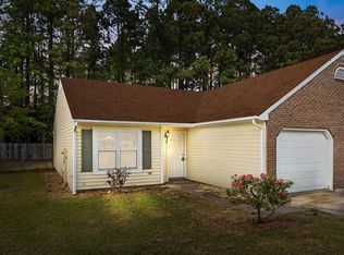 109 Village Ct, Havelock, NC 28532