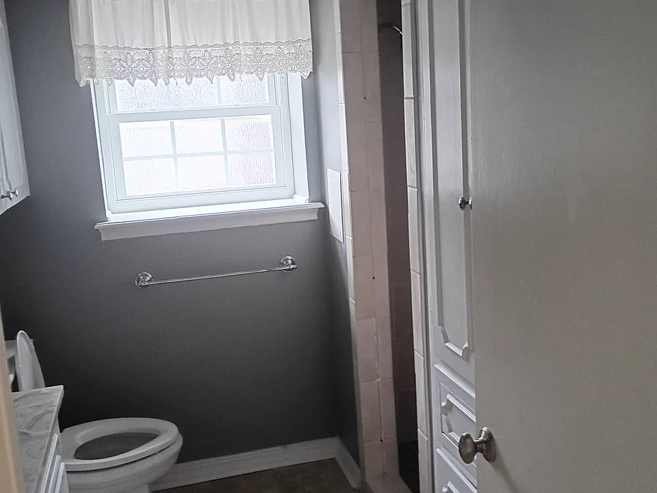 3730 Fairfield Ave #206