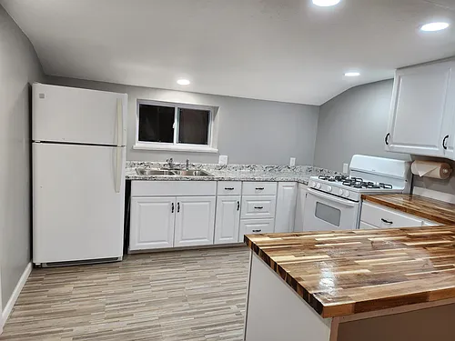 417 Rose St Photo 1