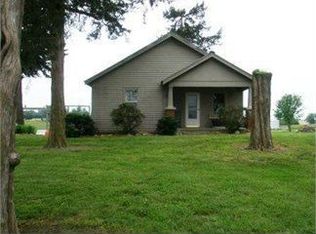 1262 County Road 2420, Higbee, MO 65257