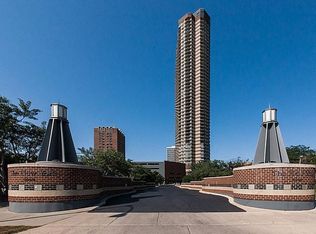 3660 N Lake Shore Dr APT 1612, Chicago, IL 60613