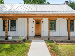 37804 Broncho Rd, Wallis, TX 77485