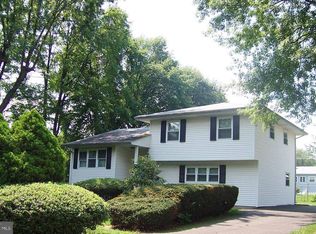 38 Marquis Rd, Ewing, NJ 08638