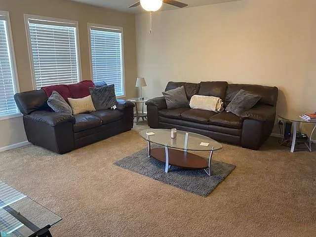 104 Evans Ave — Photo 4