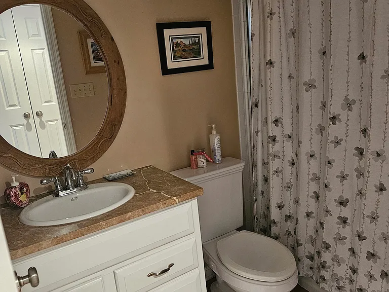 1046 Kehrs Mill Rd #C — Photo 7