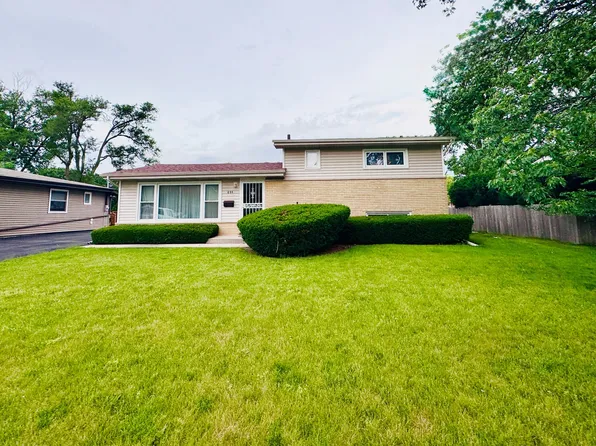 604 N Wilshire Dr, Mount Prospect, IL 60056