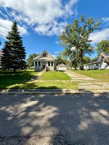 215 N Bruce St, Ivanhoe, MN, 56142