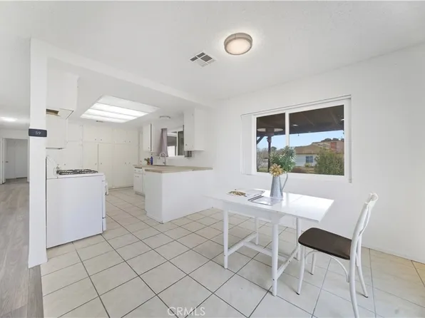 26763 Cumberland Ln, Helendale, CA 92342