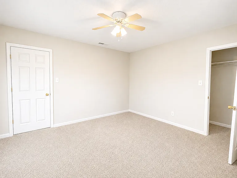 5406 Boot Scootin Ct — Photo 14