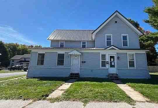 1st image of 701 Alexandria St