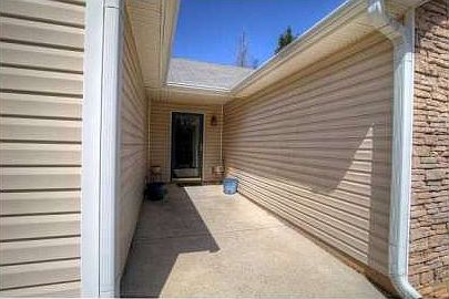 2nd image of 6258 Huntcliff Dr