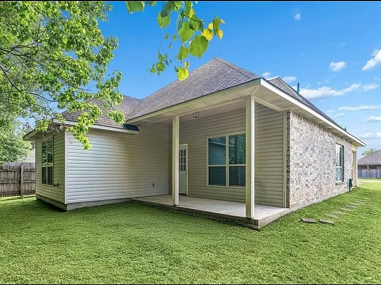 605 Whip St — Photo 10
