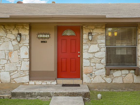 3rd image of 8226 Creekline Dr