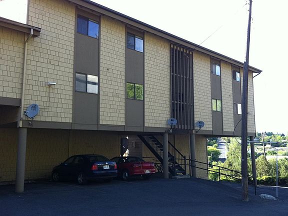 2nd image of 545 NE Kamiaken St APT 6