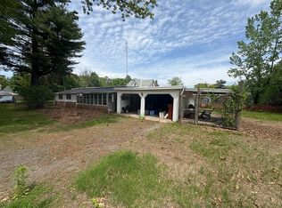 75 Hillside Rd, Montague, MA 01351