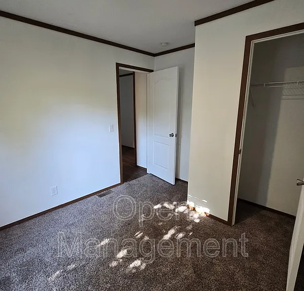 511 E 1st St #25 — Photo 13