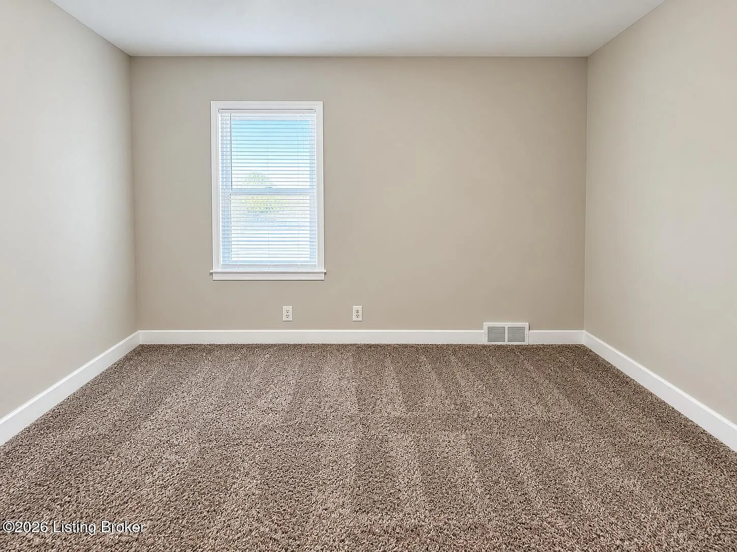 1 bed, 1.0 bath, 650 sqft, $950 — Photo 4
