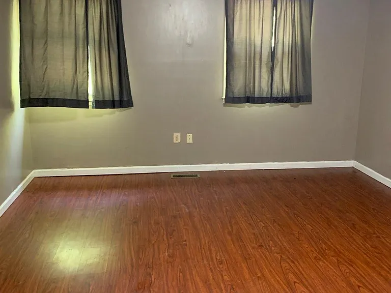 13284 Kenny Rd — Photo 8