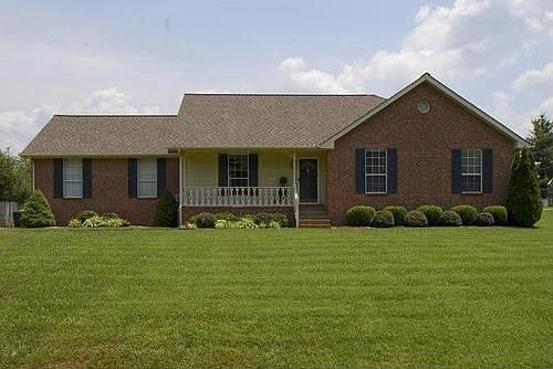 1st image of 202 Shady Ln