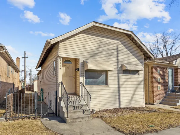 7314 W Addison St, Chicago, IL 60634