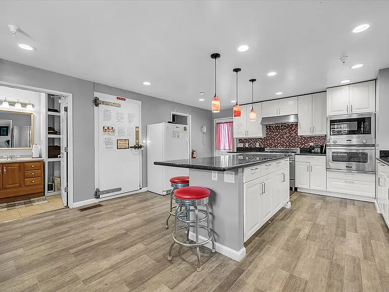 17271 Lake Vera Purdon Rd — Photo 9