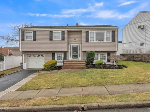 9 Silvia Pl, North Arlington Boro, NJ 07031