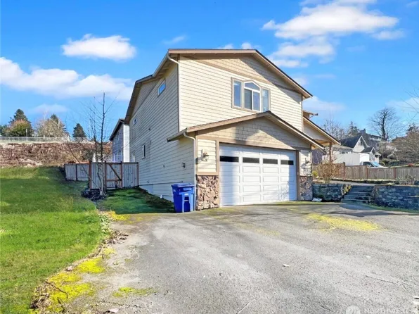 1100 9th Avenue, Milton, WA 98354