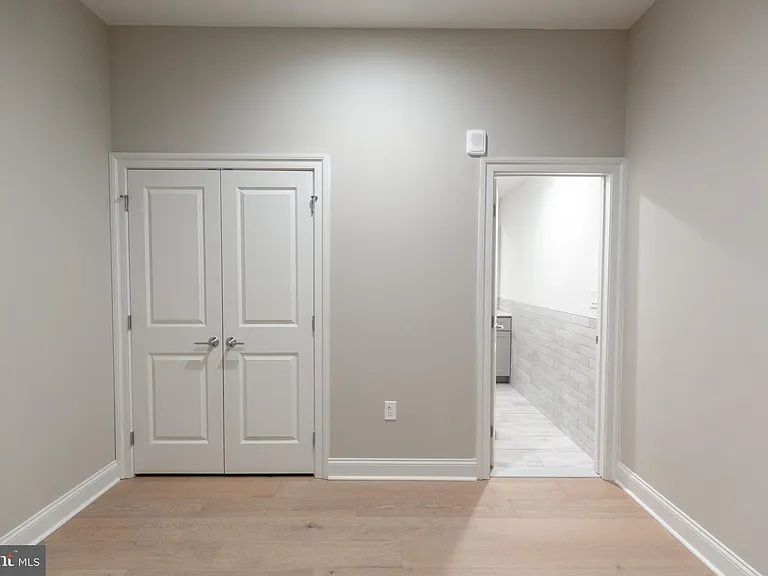 1411-1 Walnut St #203 — Photo 16