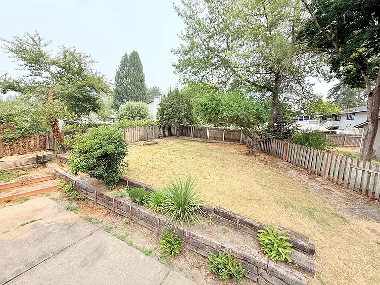 5900 SW Ellerson Ter — Photo 20