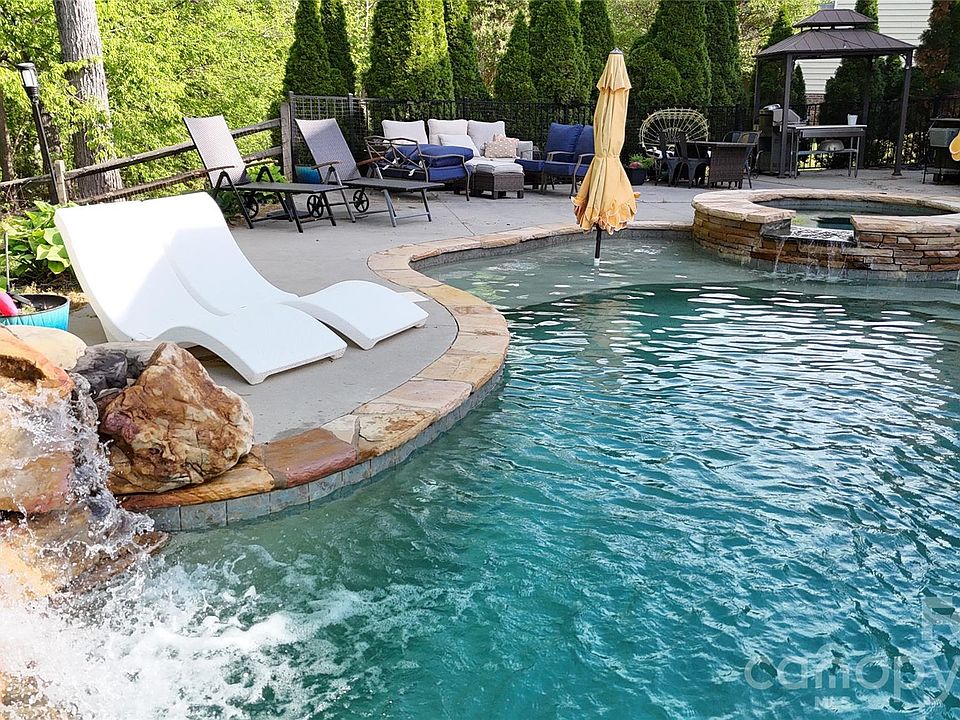 House on the hill ParentBagネイビーストライプ 112 Huntly Ln, Mooresville, NC 28115 | MLS #4369281 | Zillow