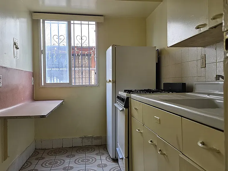 2680 Randolph St #M — Photo 5