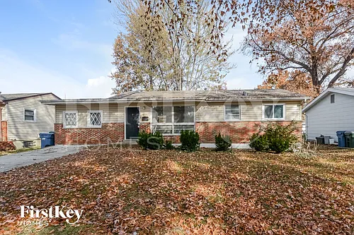 623 Holiday Ave Photo 1