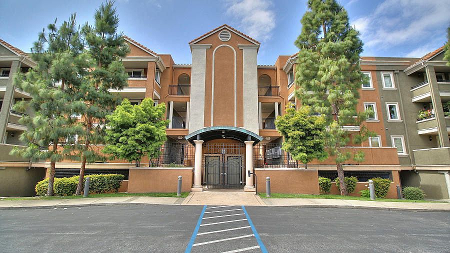 1st image of 401 S Norfolk St APT 210