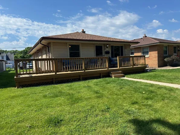 2717 East Bottsford AVENUE, Saint Francis, WI 53235