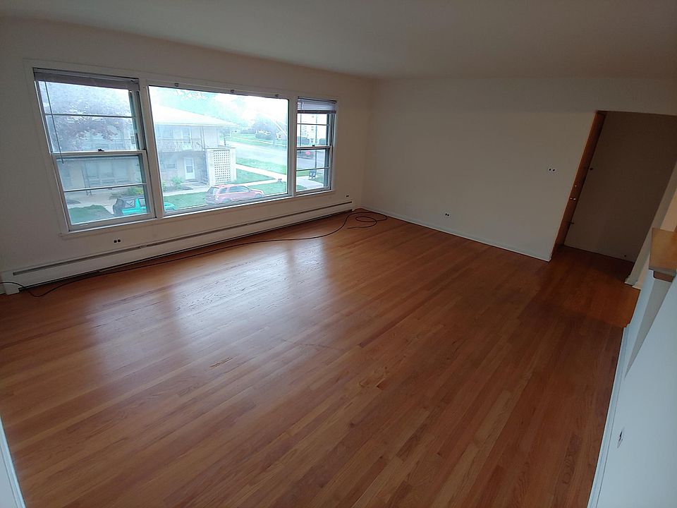 1st image of 8236 W Belmont Ave APT 2N