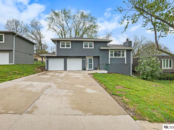 11042 X St, Omaha, NE 68137