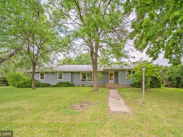 924 Main St W, Cannon Falls, MN 55009