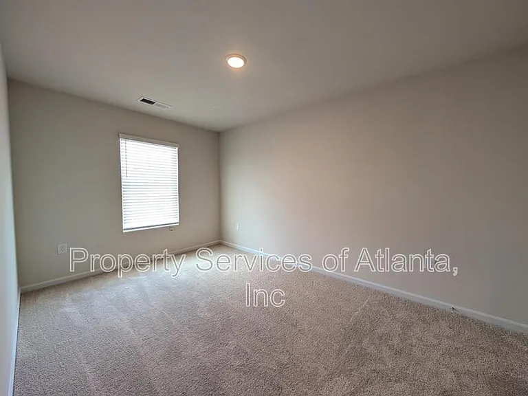 1354 Willow Brook Cir — Photo 11