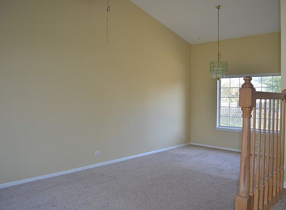 5th image of 485 Snow Drift Cir