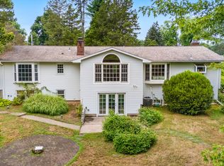 8 High Meadow Rd, North Haven, CT 06473